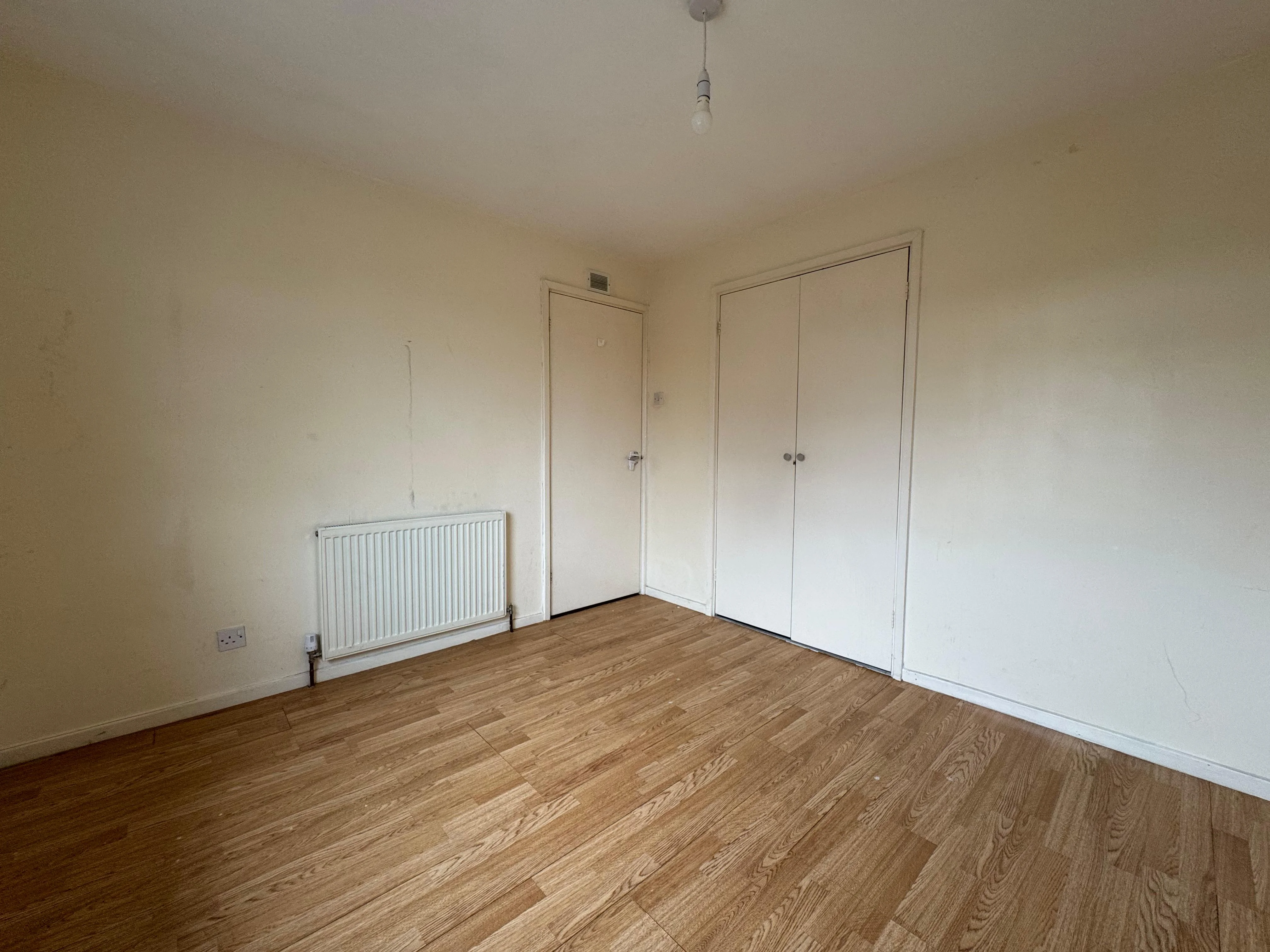 Second bedroom, before